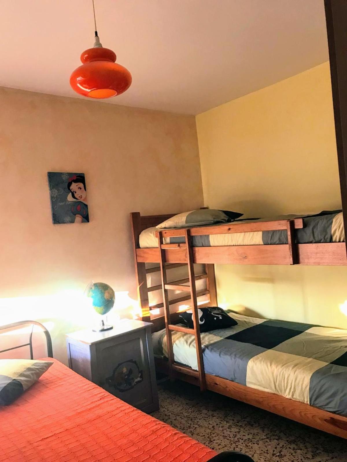 Casita La Paloma Bonita Del Pescador Hasta 5 Personas En El Casco Antiguo La Medina Centro Almeria Bajo Alcazaba Terraza Buena Vista Parking Privado Y Sabanas En Opcion Exterior photo